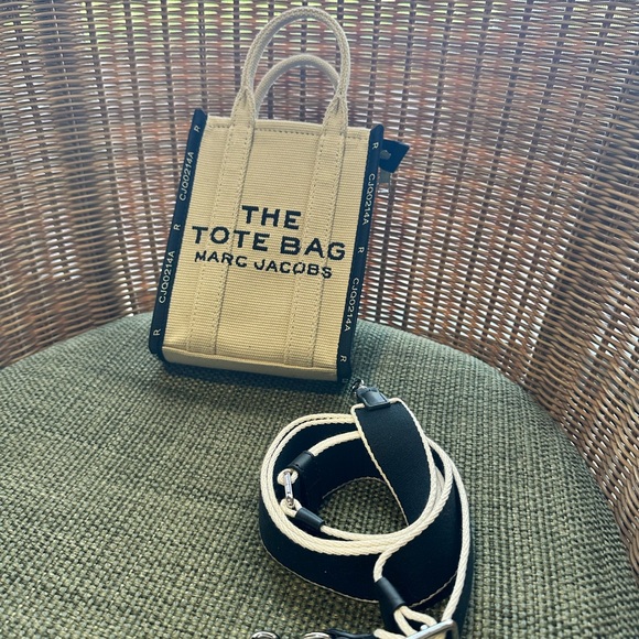 Marc Jacobs Cream and Black Mini Tote - Picture 1 of 8